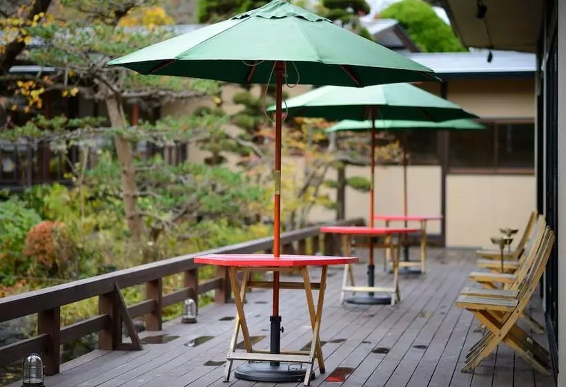 旅館 Sakaeya