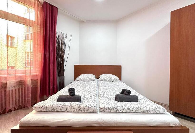 Central Seasons Design Apartments