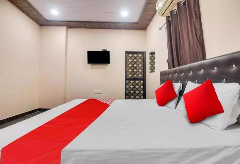 ホテル Goyal Inn