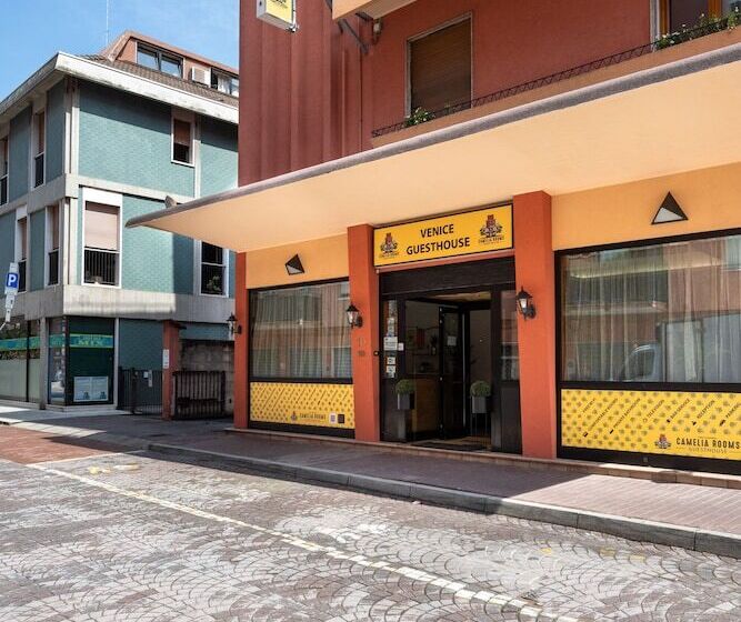 پانسیون Camelia Rooms Venice Guesthouse