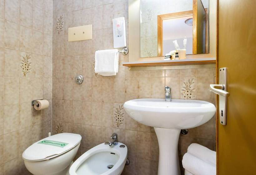 پانسیون Camelia Rooms Venice Guesthouse