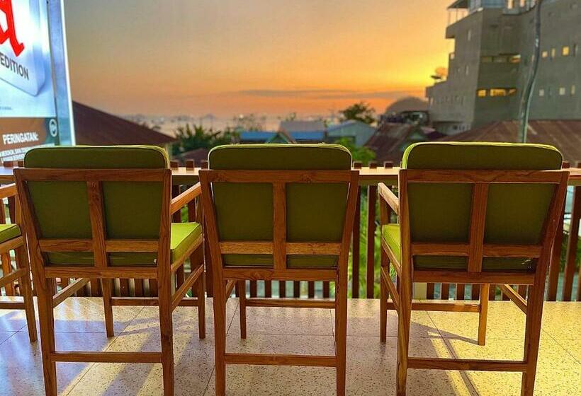 فندق صغير Puu Pau Hotel & Coffee Shop