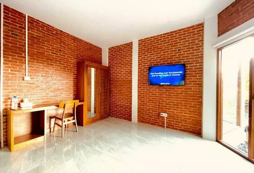 Retkeilymaja Puu Pau Hotel & Coffee Shop