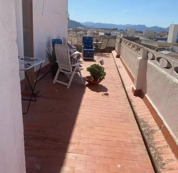 تختخواب و صبحانه A Luxiourious Room In The Best Terraced Penthouse In Denia Building 3