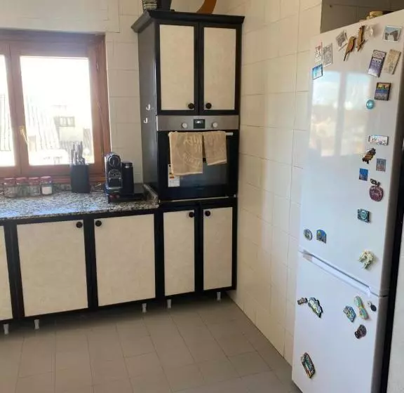 تختخواب و صبحانه A Luxiourious Room In The Best Terraced Penthouse In Denia Building 3