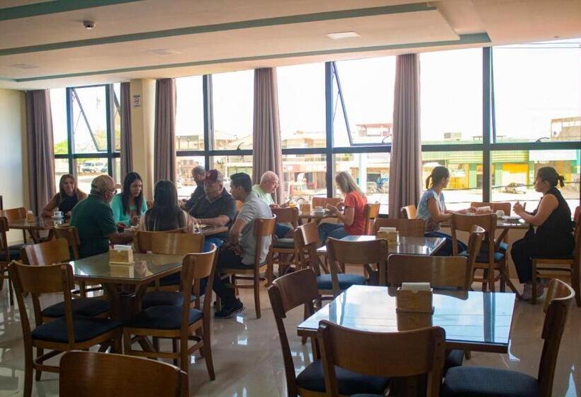 בית מלון כפרי Maxsuel