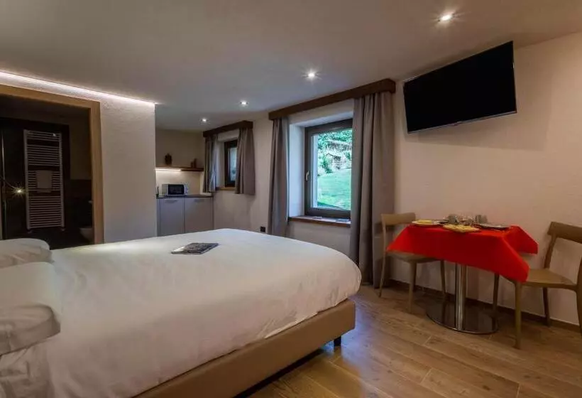 ペンション Eco Dimora Baltea   Affittacamere Al Verde Villaggio Di Rumiod