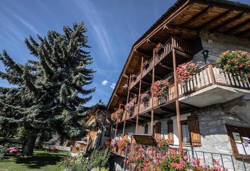 Пансион Eco Dimora Baltea Affittacamere Al Verde Villaggio Di Rumiod