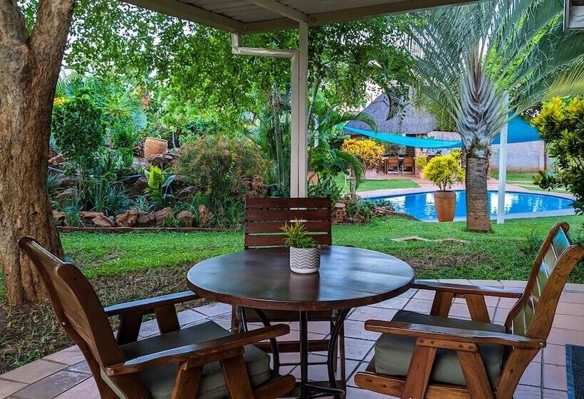 پانسیون Room In Villa   Zambezi Family Lodge   Elephant Room