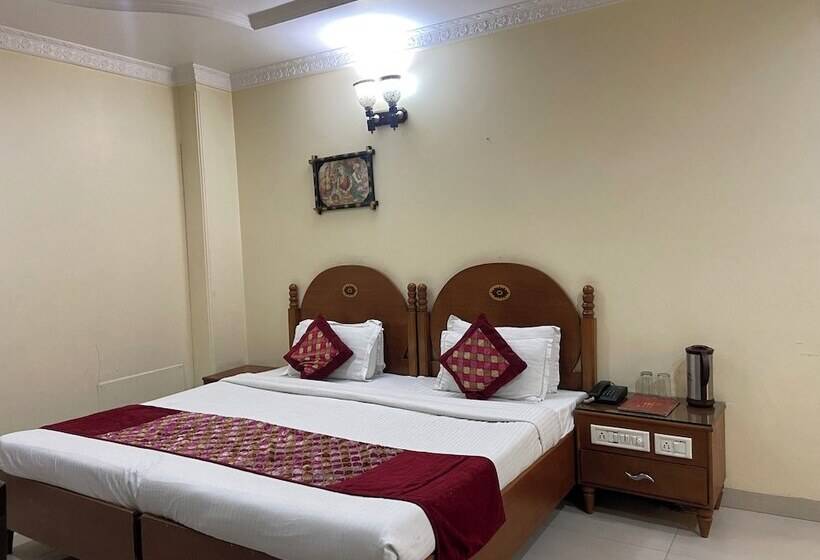 酒店 Jalandhar Corporate Suites  Banquet Hall