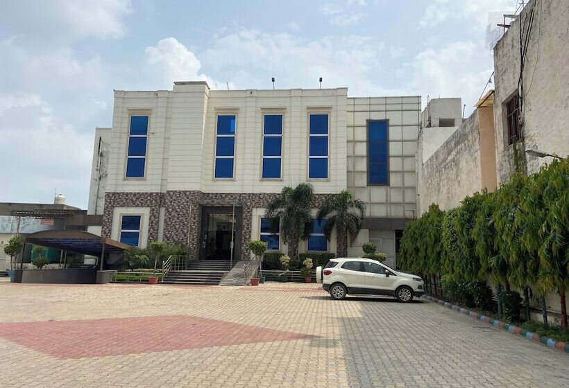 酒店 Jalandhar Corporate Suites  Banquet Hall