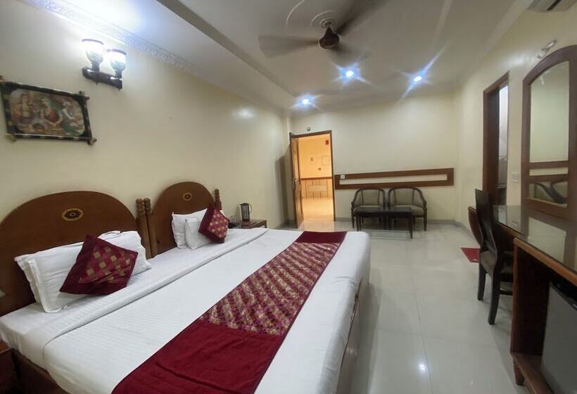 酒店 Jalandhar Corporate Suites  Banquet Hall