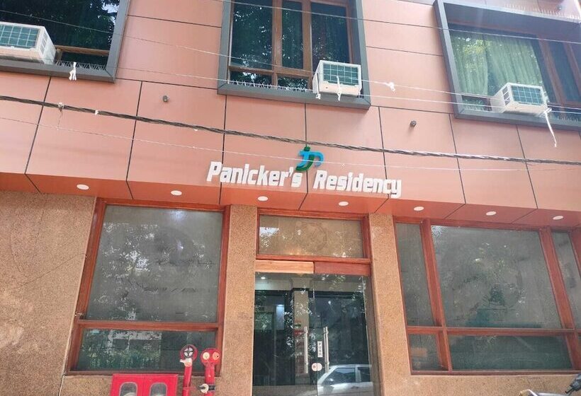 هتل Panickers Residency   Ajmal Khan Market Near Karol Bagh Metro