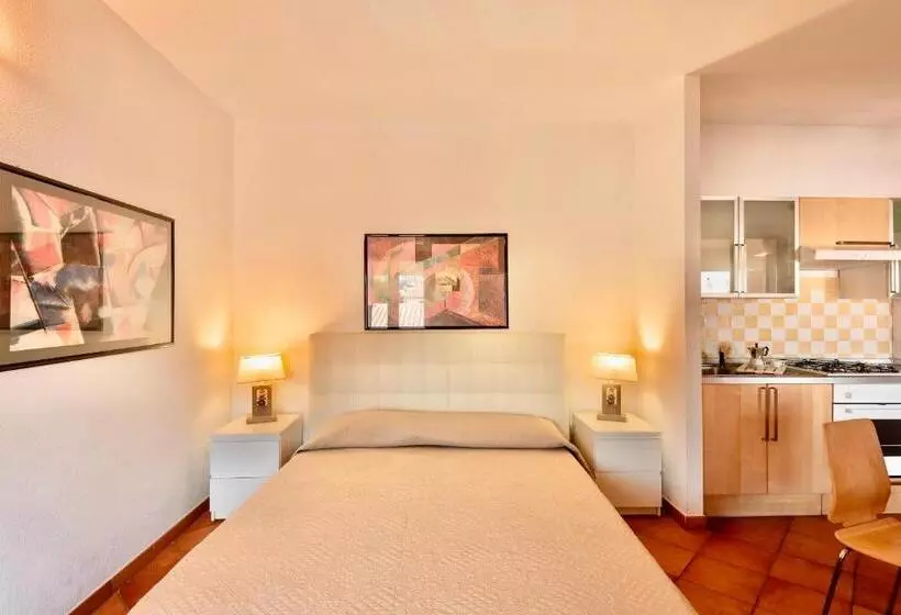 Isa Residence With Swimming Pool In Santa Teresa Di Gallura