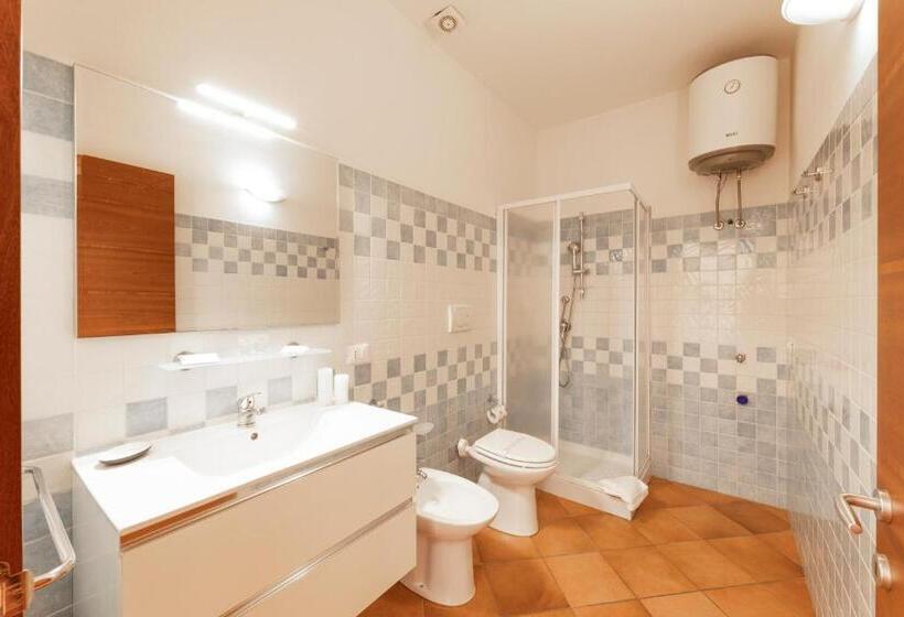 Isa Residence With Swimming Pool In Santa Teresa Di Gallura