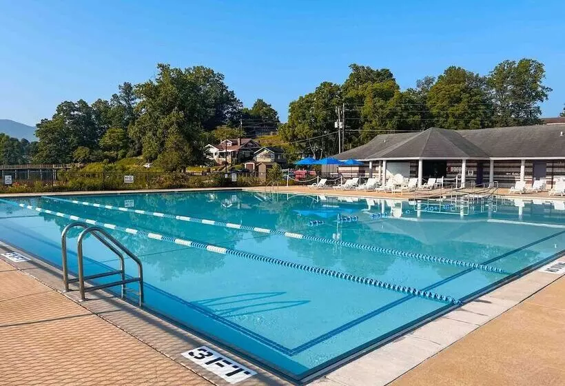 Motelli Hillside Lodge