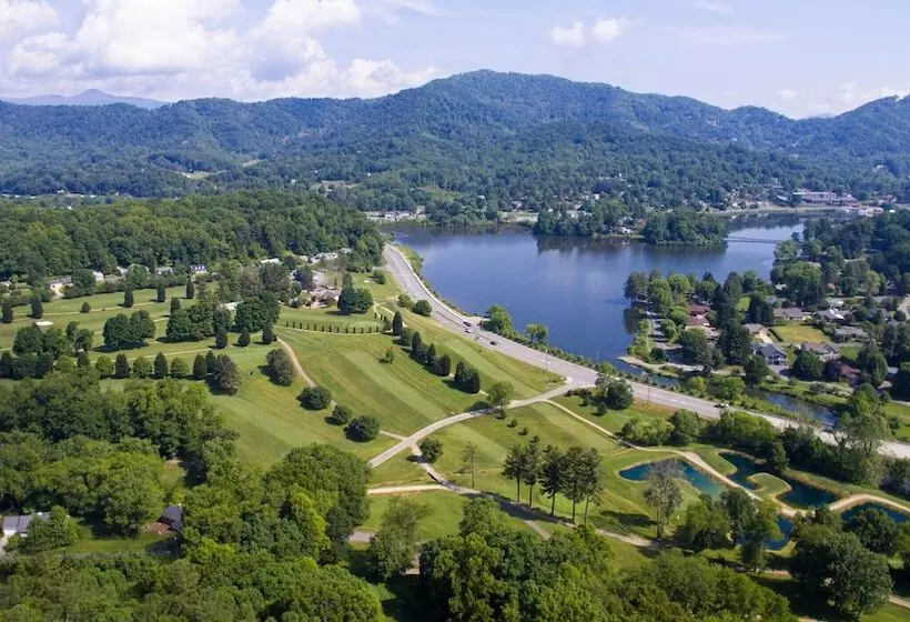 Motelli Hillside Lodge