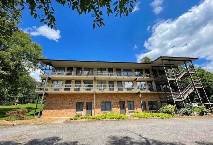 Мотель Hillside Lodge