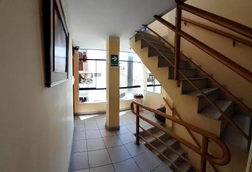 پانسیون Hostal Turismo Cruz De Piedra Eirl Cajamarca