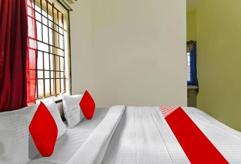 Hotel Oyo Flagship Yazhini Rooms