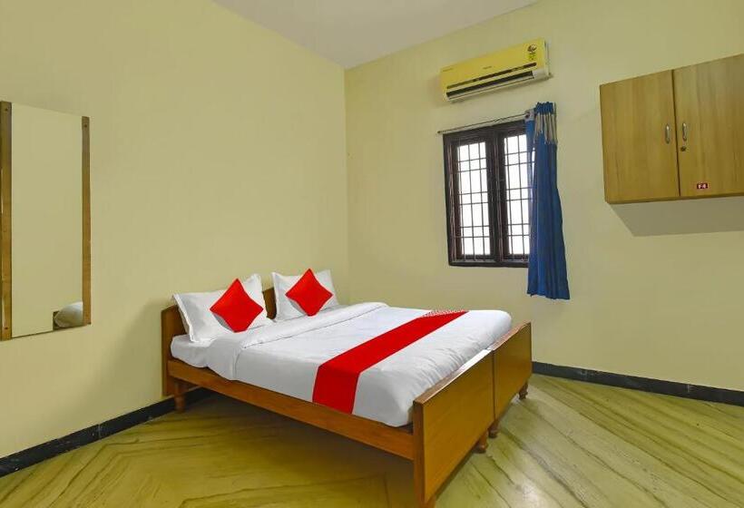 Hotel Oyo Flagship Yazhini Rooms