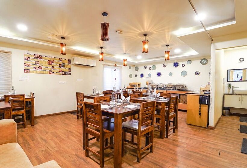 Fabhotel Radiance Boutique