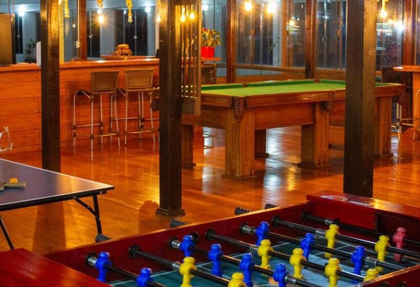 Отель Goldmen Select Guarapuava