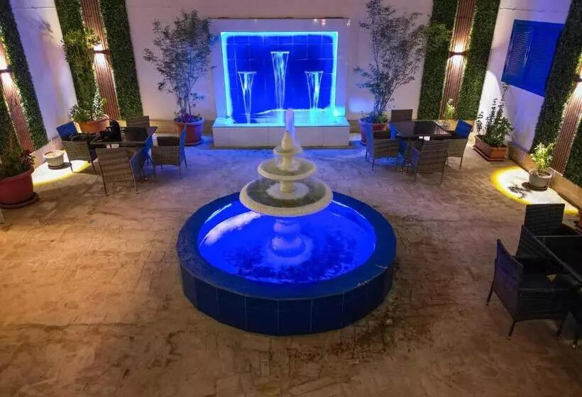 البرج الازرق شقق فندقية Alburj Alazraq