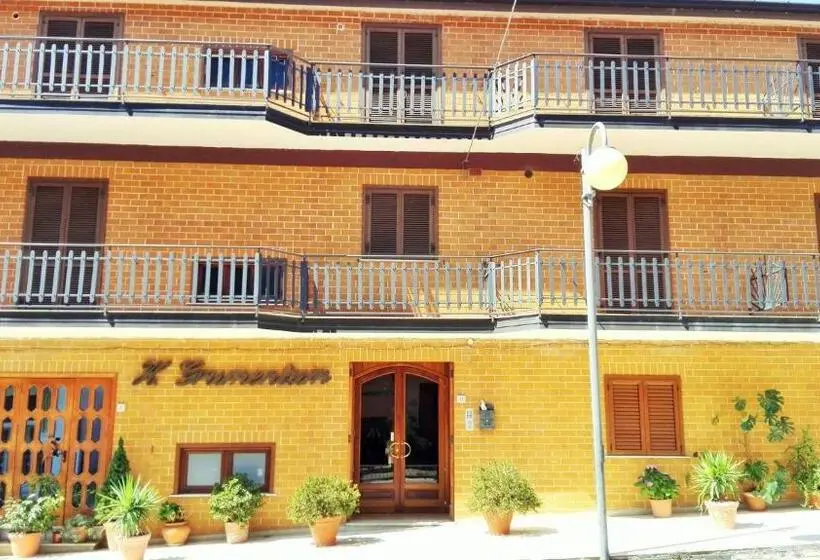 ホテル Albergo Grumentum