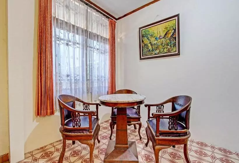 هتل Capital O 92894 Griya Lathifah Homestay Syariah