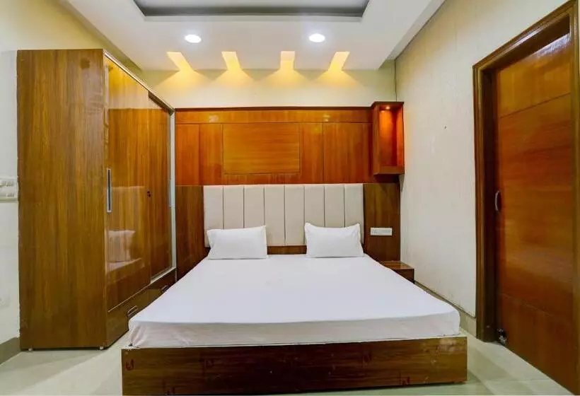 هتل O R Galaxy Guest House