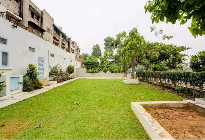 هتل O R Galaxy Guest House