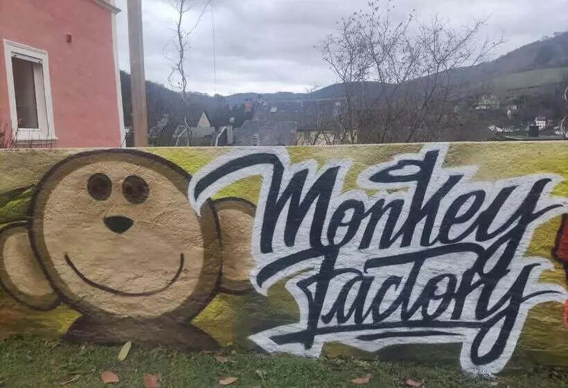 Monkey Factory   Mini Home Stay Hostel