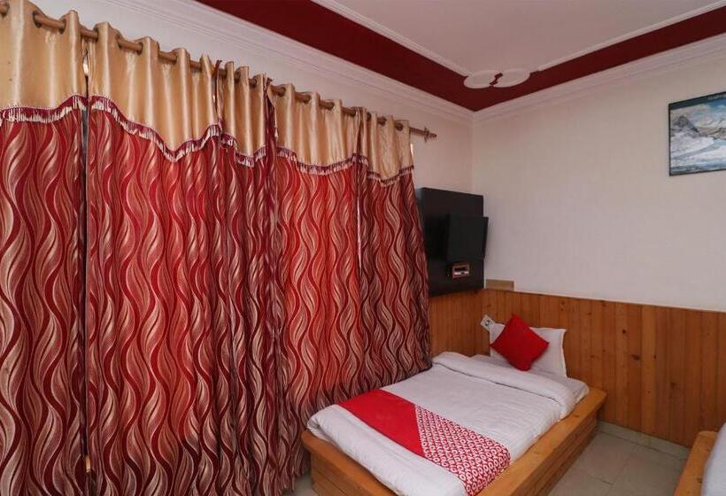 Oyo Flagship Hotel Aakarsh