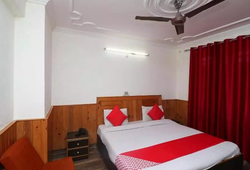 Oyo Flagship Hotel Aakarsh