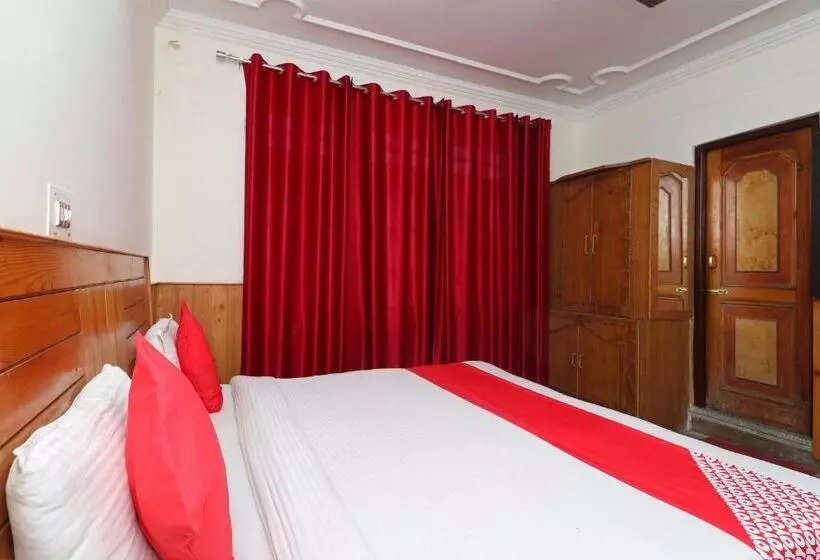 Oyo Flagship Hotel Aakarsh