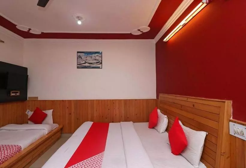 Oyo Flagship Hotel Aakarsh
