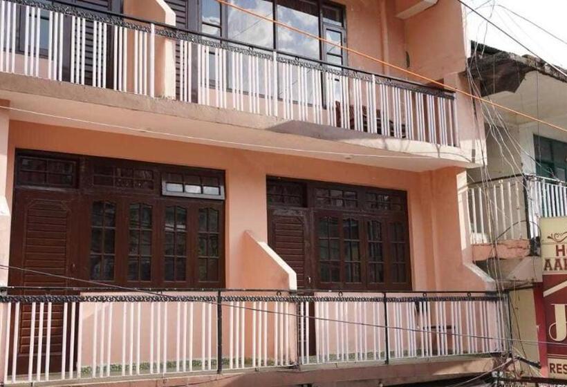 Oyo Flagship Hotel Aakarsh