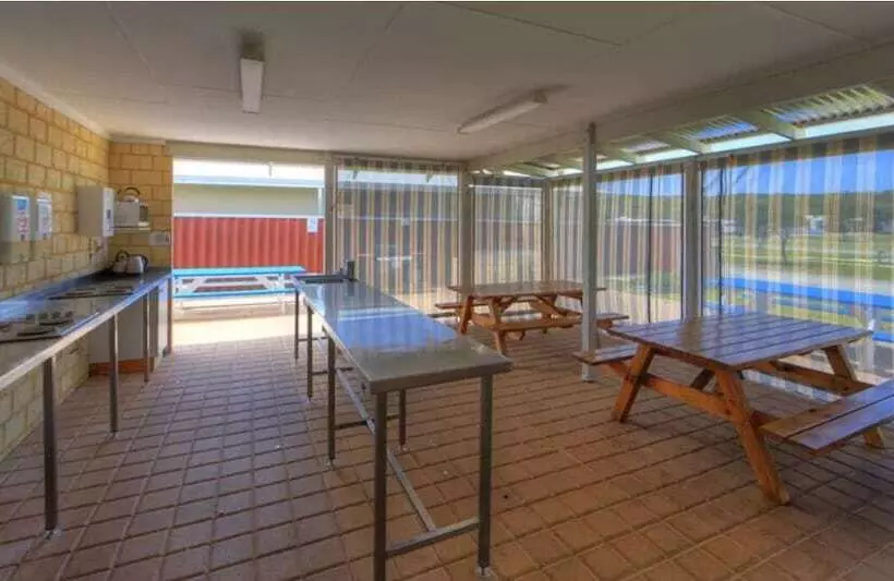 Lomakeskus Big 4 Tasman Holiday Parks   Ledge Point