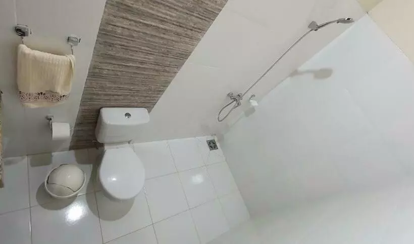 تختخواب و صبحانه Tower Suites