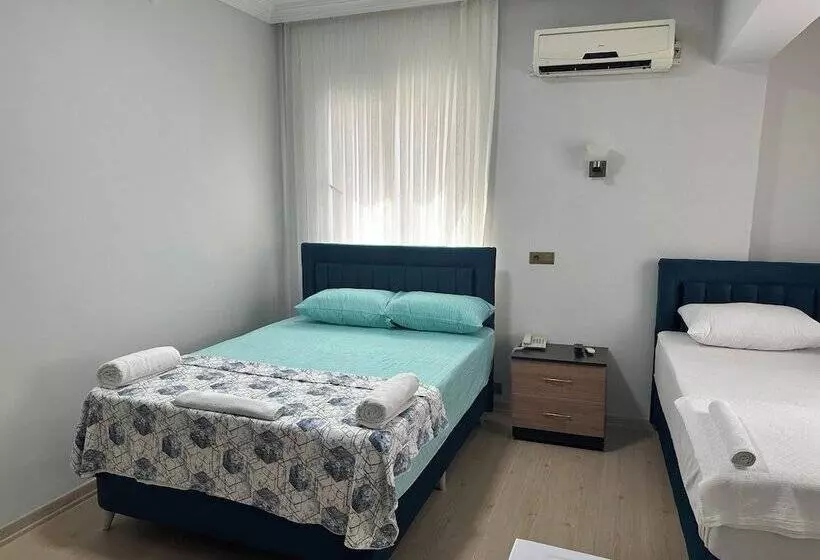 Grand Clover Otel