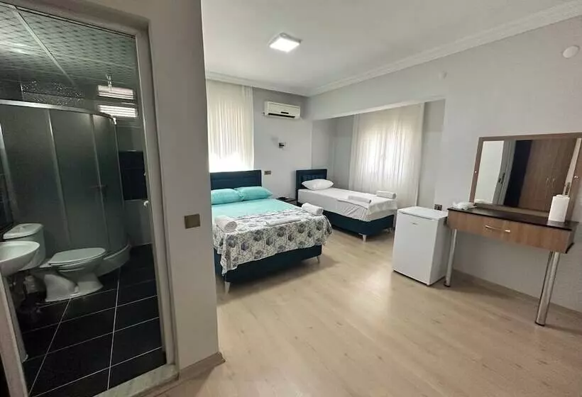 Grand Clover Otel