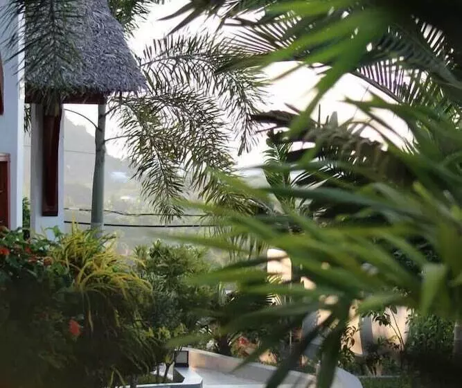 هتل Andriana Resort & Spa