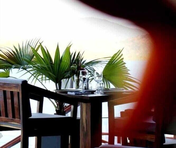 فندق Andriana Resort & Spa