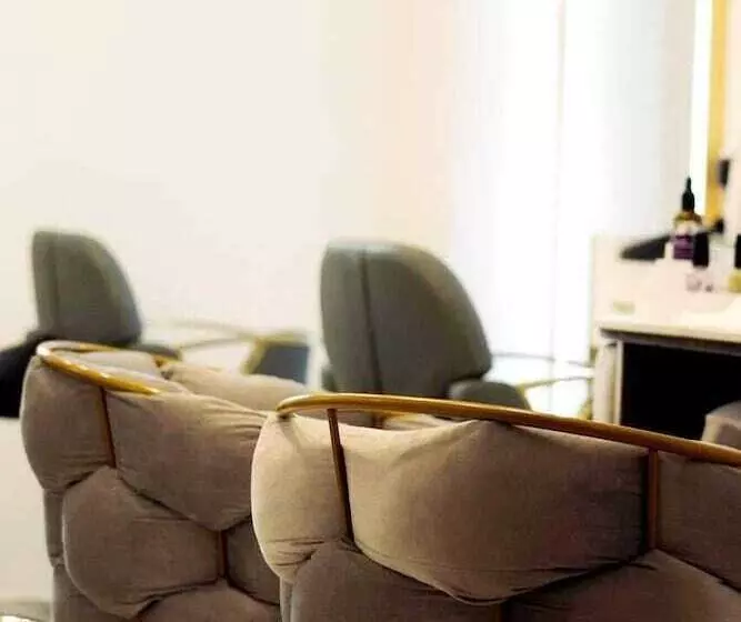 هتل Andriana Resort & Spa