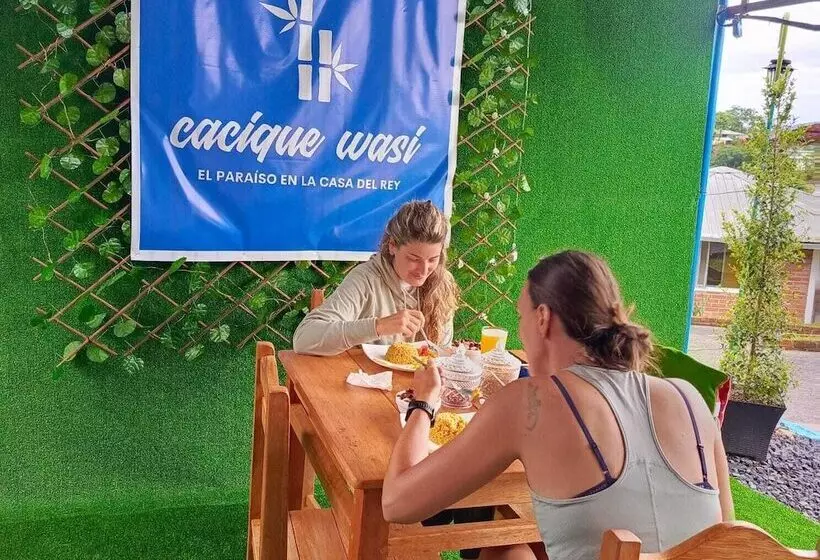 Hotelli Hostería Cacique Wasi