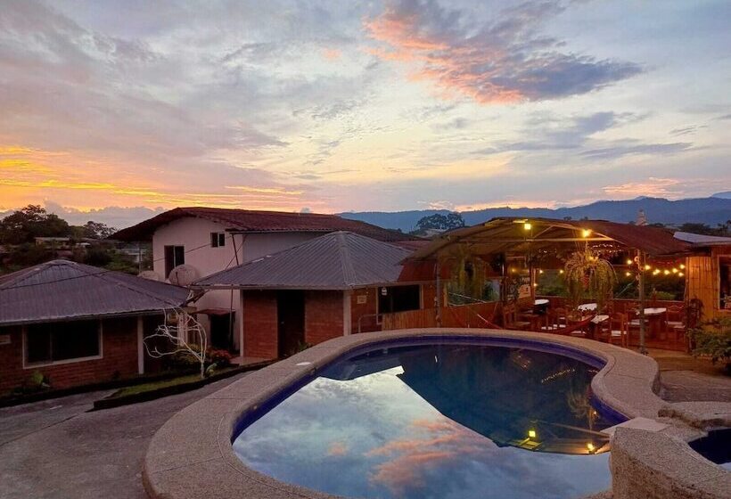 בית מלון כפרי Hostería Cacique Wasi