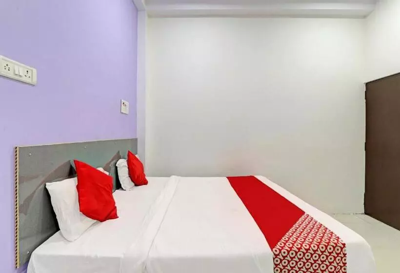 ホテル Oyo Flagship Holiday Banaras Stay