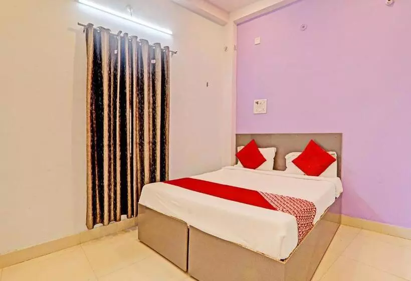 ホテル Oyo Flagship Holiday Banaras Stay