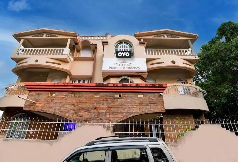 ホテル O Pramod Residency